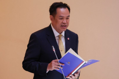 Thailand’s new PM outlines policies to parliament amid economic challenges