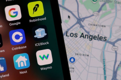 Apple yanked ICE-tracking apps from its App Store after Trump pressure