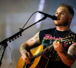 Zach Bryan Newest Song Takes Aim At ICE, Says America Is ‘Fading’