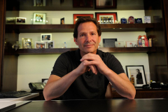 Verizon names former PayPal boss Dan Schulman as new CEO