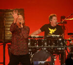 Midnight Oil fans rally to rescue cancer-battling drummer Rob Hirst’s iconic kit