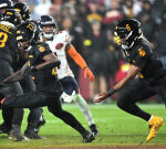 NFL world reacts to Commanders’ gifting the Bears a win