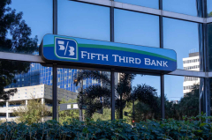 Here’s what banks are looking at to spot economic trouble, as credit quality sparks concerns