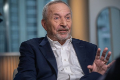 What worries Larry Summers