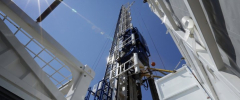 US Oil Rig Count Stalls While Output Breaks New Record