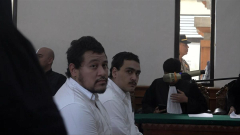 Three Australians face firing squad in Bali over alleged murder of Melbourne father