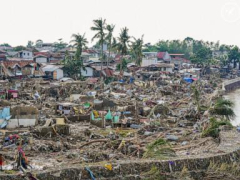 Typhoon Kalmaegi kills 5 people in Vietnam as Philippines prepares for a new storm