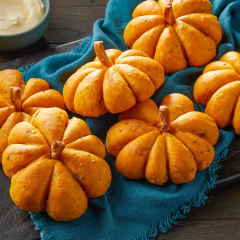 Which Fall Bake You Should Make Based on Your Zodiac Sign