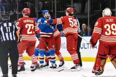 Detroit Red Wings vs. New York Rangers game ends with benches-clearing scuffle