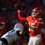 Chiefs QB Patrick Mahomes praises teammates for Week 12 win over Colts