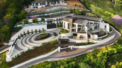 AFL player turned tech millionaire Brad Moran set to auction epic Gold Coast mansion