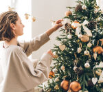 How to Tie a Perfect Bow Using Chair Legs