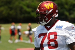 Kliff Kingsbury tells the truth about Commanders LT Laremy Tunsil