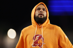 Bucs’ Mike Evans shows emotion after tough loss to the Falcons