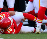 Patrick Mahomes suffers knee injury in Chiefs’ game against Chargers
