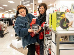 Retail sales unchanged in October as shoppers moderated spending