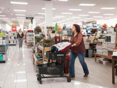 Visa: Sales are up 4.2% for first 7 weeks of the holiday period; pace lags last year