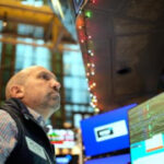 World shares are mixed and Japan’s yen slips after AI stocks push higher on Wall Street