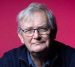 Martin Parr: Photographer whose colourful images captured British life dies aged 73