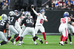 Report: Impending Giants free agents view Jaxson Dart as selling point to return