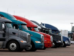 California delays revoking 17,000 commercial driver’s licenses until March after immigrants sue