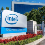 Intel Corporation (INTC) Stock: Analysts Upgrade Ahead of Earnings on Server and Foundry Optimism