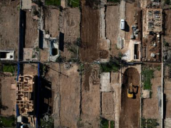 Trump executive order seeks to speed up rebuilding of homes destroyed by Los Angeles wildfires