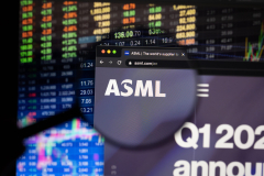 ASML (ASML) Stock; Rises on Strong AI Chip Orders Despite 1,700 Job Cuts