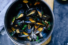 Feed your ageing brain