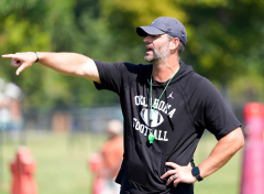 Former Oklahoma tight ends coach finds new home