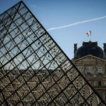 What to know as the Louvre gets a new chief after a surprise resignation and a bruising year