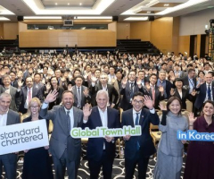 Standard Chartered CEO shows commitment to South Korean market
