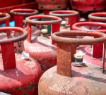 Delhi government caps commercial LPG supply at 20% of average consumption, announces priority allocation